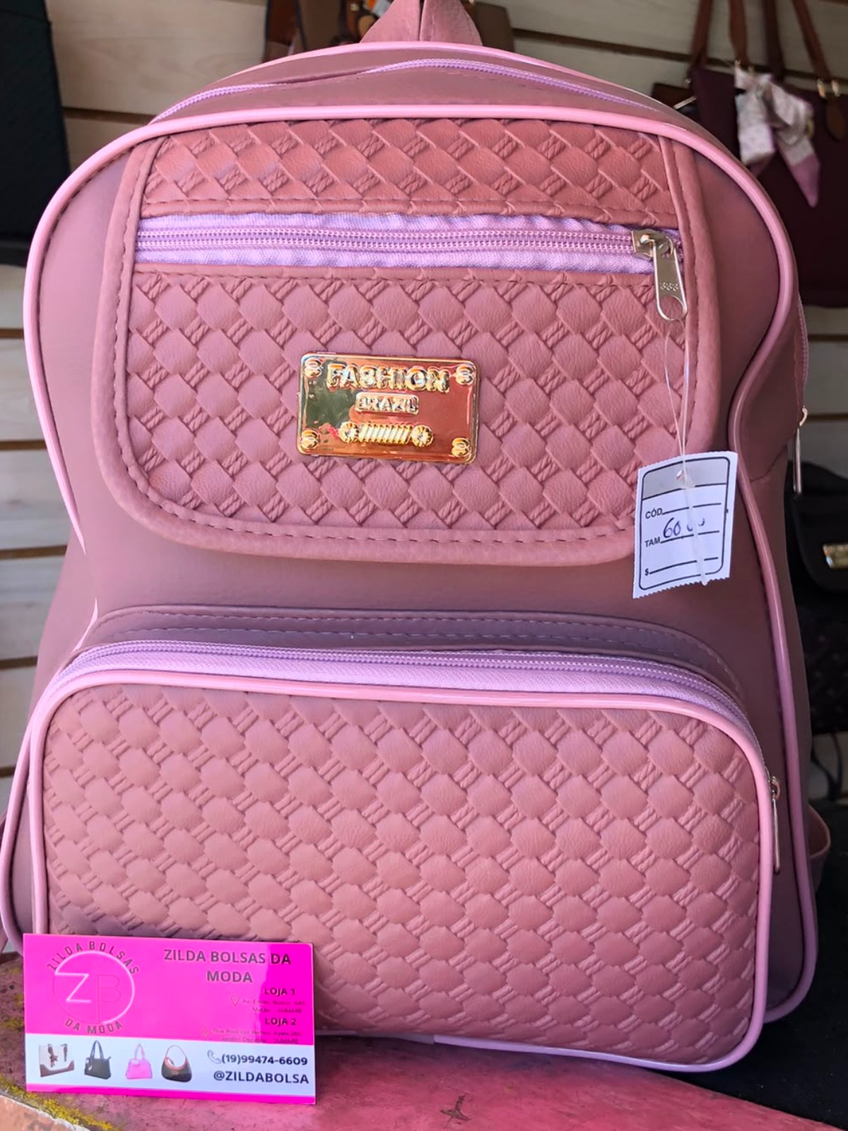 Mochila Feminina Rosa Matelassê